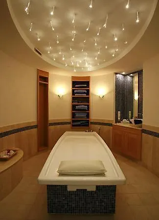 فندق Faldernpoort 4*