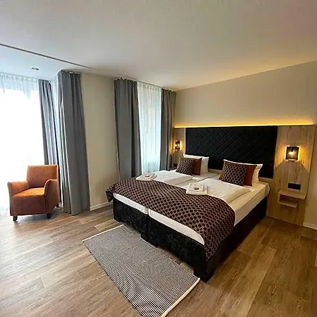 מלון Faldernpoort 4*