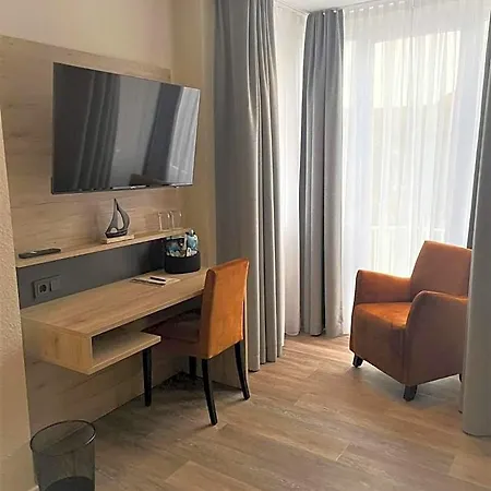 Faldernpoort 4* אמדן